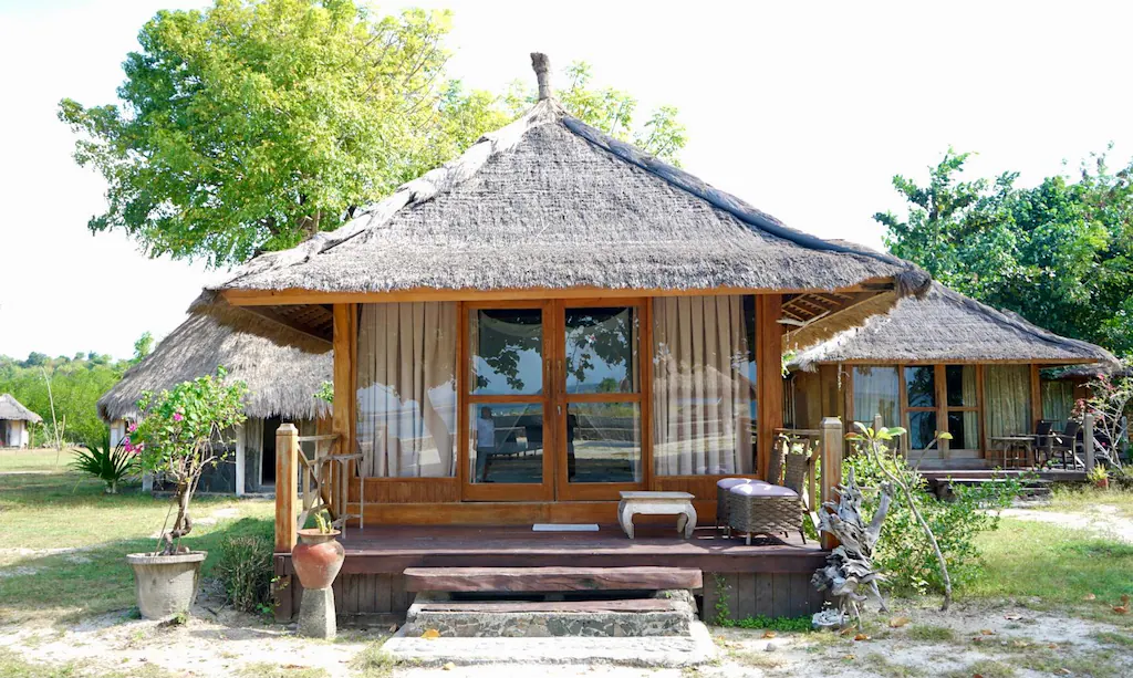 Beachfront Bungalow - steps from the ocean